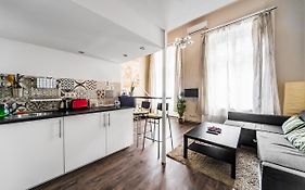 Erzsébet Apartmanok